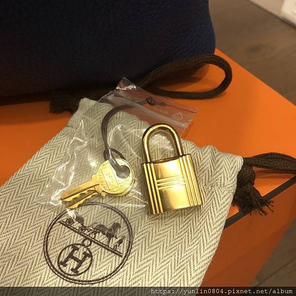 Hermes Picotin Lock 18 Deep Blue S4-5.jpg