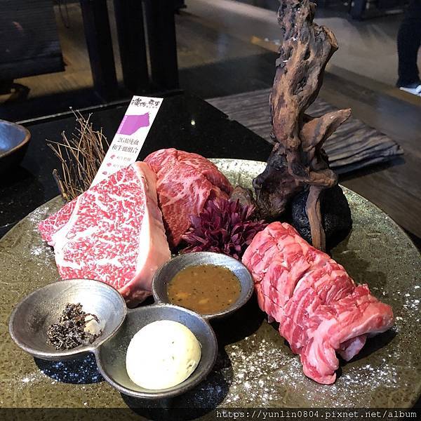 碳佐麻里精品燒肉高美店-2.jpg