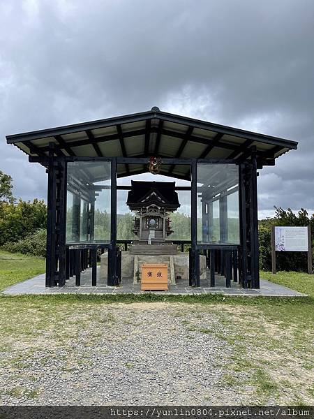 2.高士神社白色鳥居-3.jpg