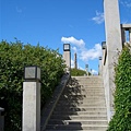 Oslo 維吉蘭雕刻公園 ～～通往生命之柱的階梯