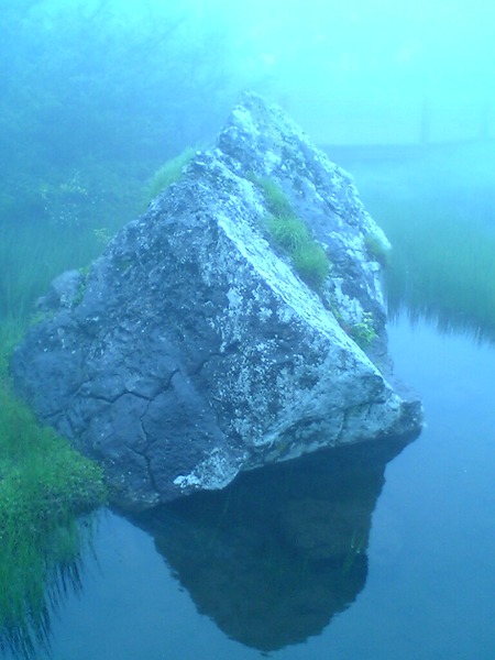 霧裡看石頭(這邊產石頭=.=)