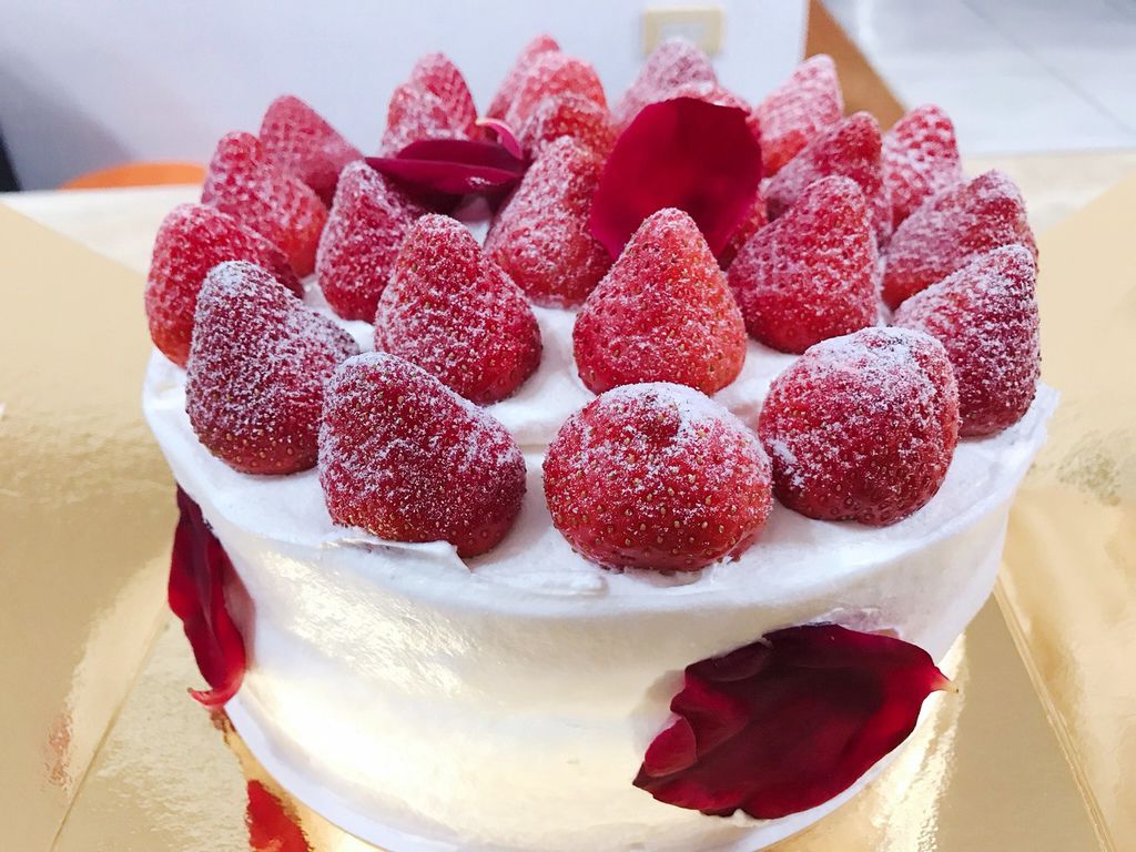 草莓蛋糕的做法-