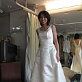 014.選這套禮服.JPG