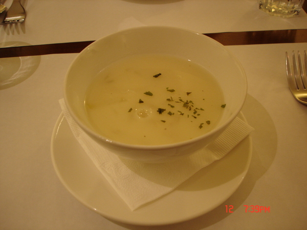 簡餐店的前菜湯