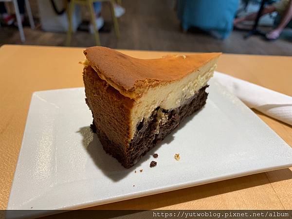 〔台北｜小巨蛋〕Leisure Cafe 不限時咖啡廳 | 