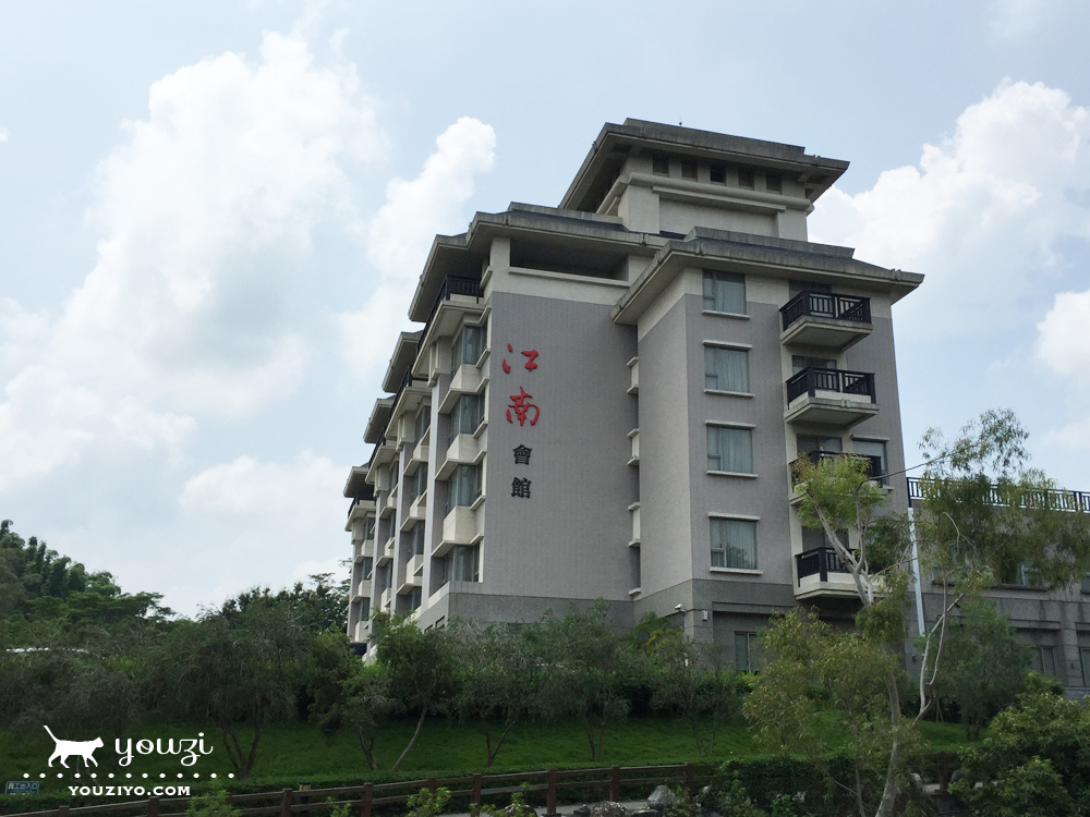 台南旅遊 ∥ 尖山埤江南渡假村 夏日玩水兩日遊 DAY 1:划獨木舟 + 水庫跳水 - 第2張圖 IMG_7005.jpg
