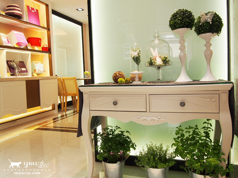 婚禮喜餅 ∥ ISABELLE 伊莎貝爾 手工喜餅禮盒,iSHOW APP 陪妳一起挑喜餅 - 第1張圖 P7165334.jpg