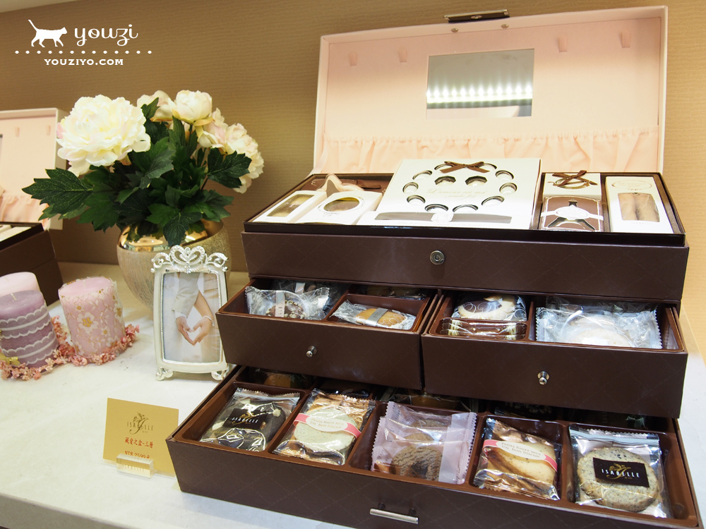 婚禮喜餅 ∥ ISABELLE 伊莎貝爾 手工喜餅禮盒,iSHOW APP 陪妳一起挑喜餅 - 第7張圖 P7165396.jpg