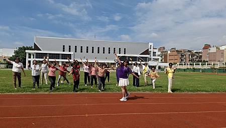 大甲國中第一屆忠班 大甲國中第一屆忠班