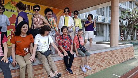 大甲國中第一屆忠班 大甲國中第一屆忠班