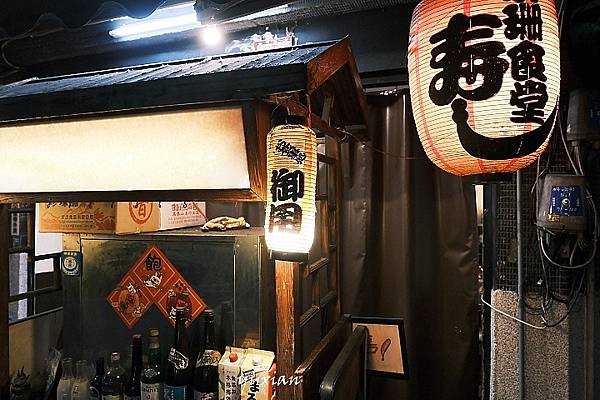 iPhone 16 Pro 攝影風格 / 富士NC經典負片風 iPhone 16 Pro 攝影風格 / 富士NC經典負片風