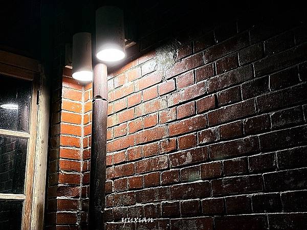 iPhone 16 Pro 攝影風格 / 富士NC經典負片風 iPhone 16 Pro 攝影風格 / 富士NC經典負片風