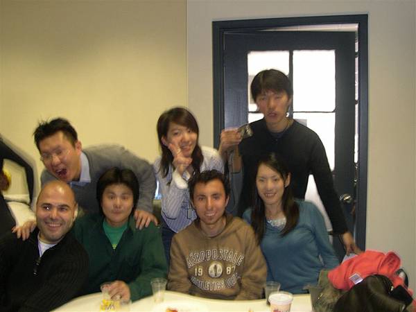 classmates: Sinan、Jeremy、Hiroshima(not sure > <)、yuyen、Nuri、Naoko、Jong Seo