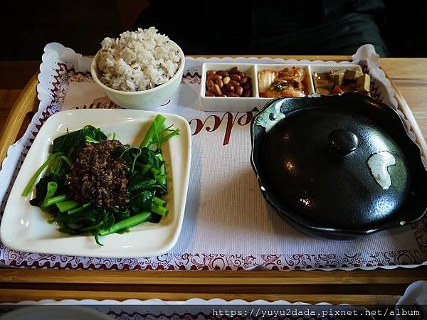 P1100879_nEO_IMG.jpg P1100879_nEO_IMG.jpg