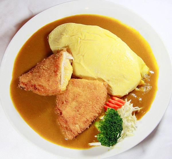 咖哩嘎嘎食堂-起士雞咖哩蛋包飯 咖哩嘎嘎食堂-起士雞咖哩蛋包飯