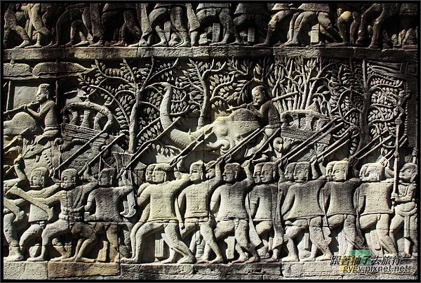 【大吳哥Angkor Thom 】_軍隊行軍浮雕2.jpg