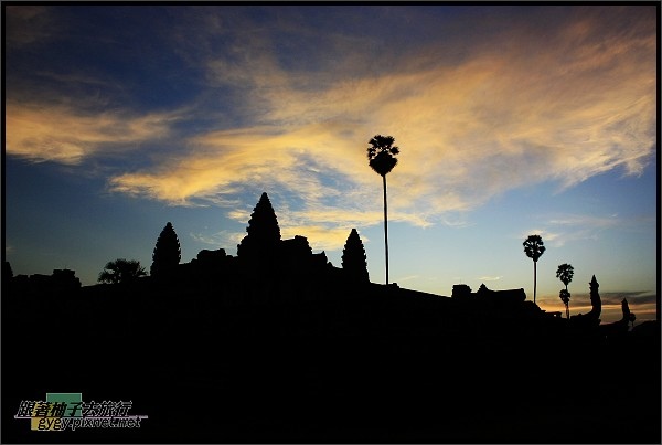 【小吳哥Angkor Wat 】黃昏剪影1.jpg