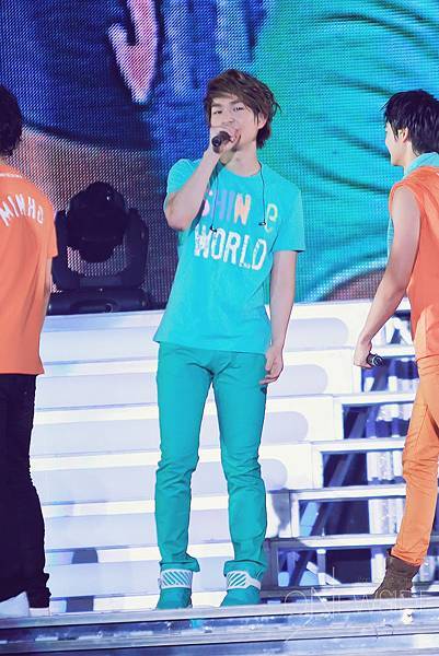 SHINee首尔 Concert 温流10.jpg