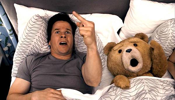 Mark Wahlberg and Ted.jpg