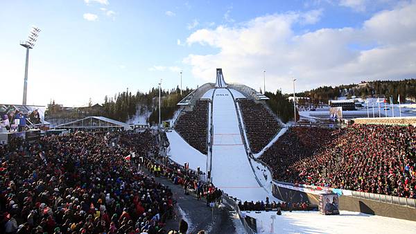 Holmenkollen Ski Arena.jpg