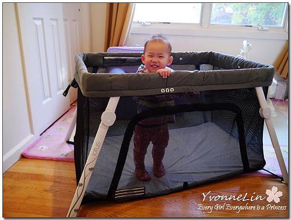 Travel Crib - Lotus Everywhere Crib by Guava Family (7).jpg