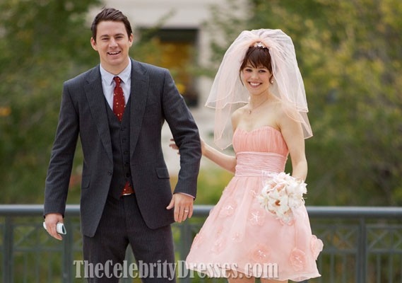 rachel_mcadams_short_pink_wedding_dress_in_movie_the_vow_.jpg