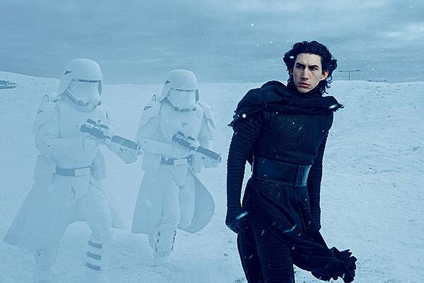 new-photos-from-the-set-of-star-wars-the-force-awakens-1.jpg