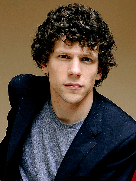 jesse-eisenberg_156879_768x1024.png