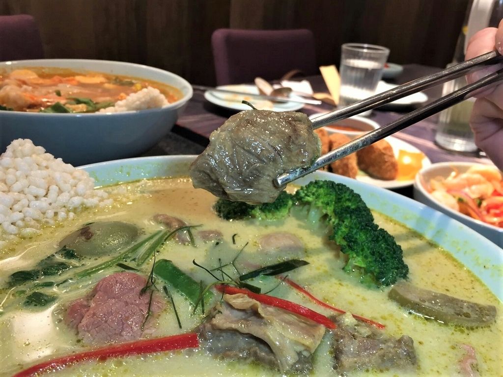 綠咖哩牛肉河粉.jpg