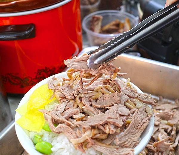 鐘予原味當歸鴨-鴨肉飯.jpg