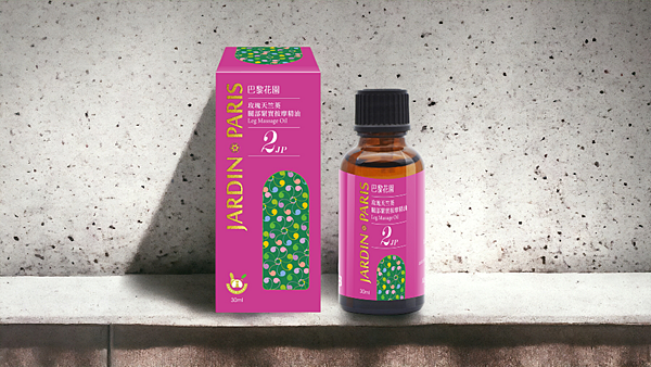 我的美腿之旅 -玫瑰天竺葵腿部緊實按摩精油，讓我雙腿重拾輕盈