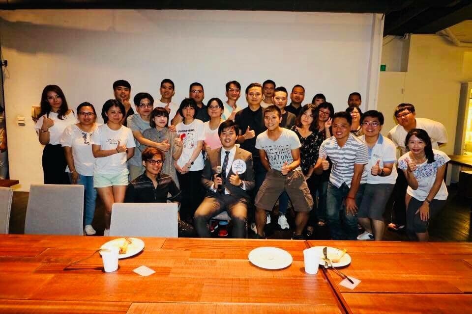 [閒聊] 房版賀成交 十年宅男 持續實現請饗饗承諾