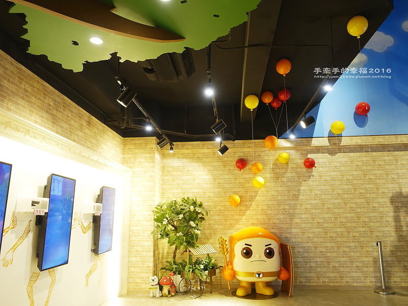 維格黃金菠蘿城堡160729014 維格黃金菠蘿城堡160729014