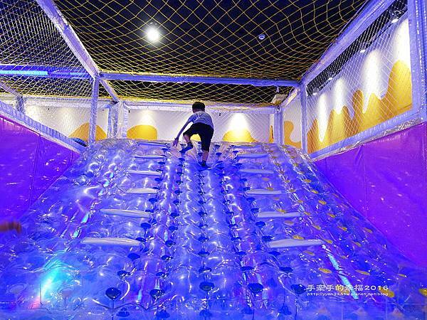 維格黃金菠蘿城堡160729051