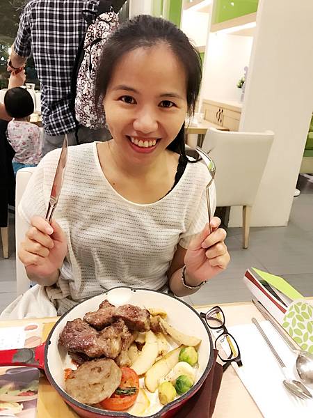 IMG_9737.jpg IMG_9737.jpg