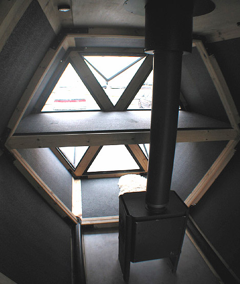 walking-mobile-machine-house.jpg walking-mobile-machine-house.jpg