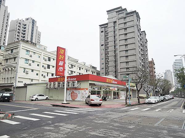 IPARK 高鐵店面 IPARK 高鐵店面