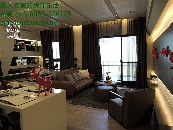 群新 墨客 群新 墨客