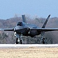 250px-F-35_Lightning-1.jpg