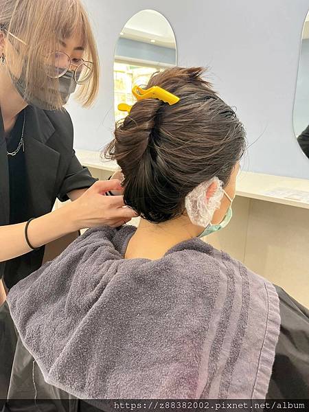 居髮廊hair salon樹林店