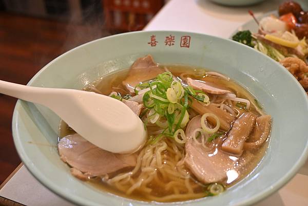 【日本大阪】喜樂園中華料理，親民的老闆，價錢超便宜!意外發現