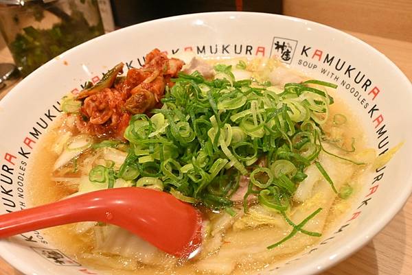 【日本大阪】大阪發跡超多蔬菜的拉麵，蔬菜營養不夠就來吃神座拉