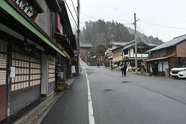 【日本京都】京都近郊鞍馬山，大天狗所在的鞍馬寺，靈氣滿滿的山