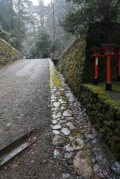 【日本京都】京都近郊鞍馬山，大天狗所在的鞍馬寺，靈氣滿滿的山