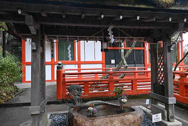 【日本京都】京都近郊鞍馬山，大天狗所在的鞍馬寺，靈氣滿滿的山