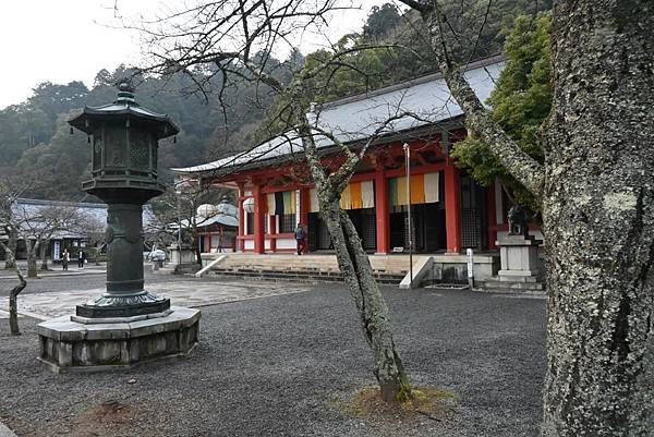 【日本京都】京都近郊鞍馬山，大天狗所在的鞍馬寺，靈氣滿滿的山