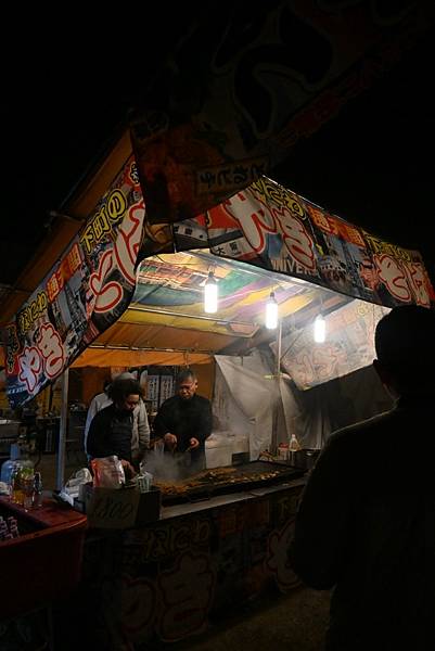 【日本京都】八阪神社跨年夜祭典，獨特燒繩子文化，熱鬧的樣子簡