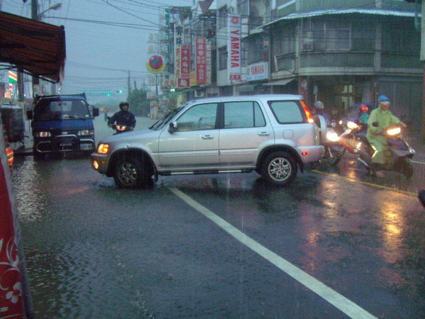 回頭車  因為過不去