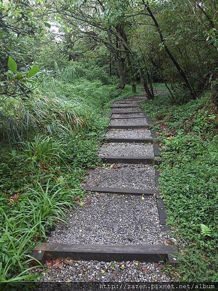 碎石步道