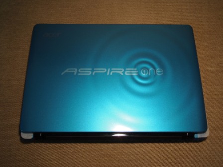1311001618-2bcd93f7c01a49d95a022b22e35bf0f2 小筆電又一發acer Aspire One 722